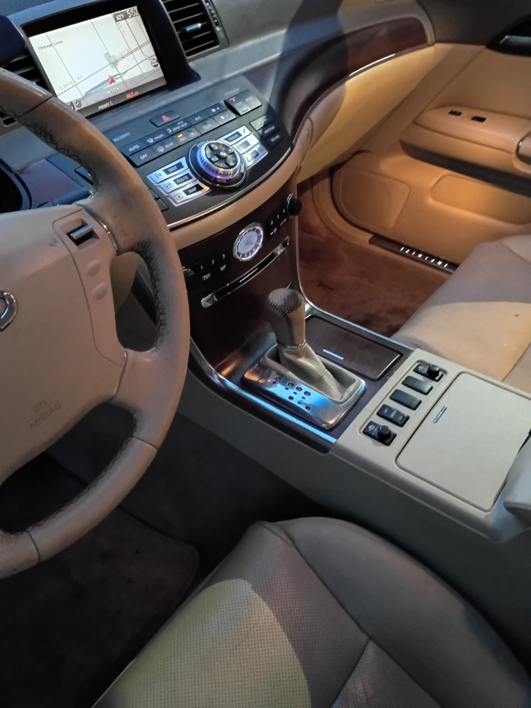 Infiniti M35x Sedan - photo 5