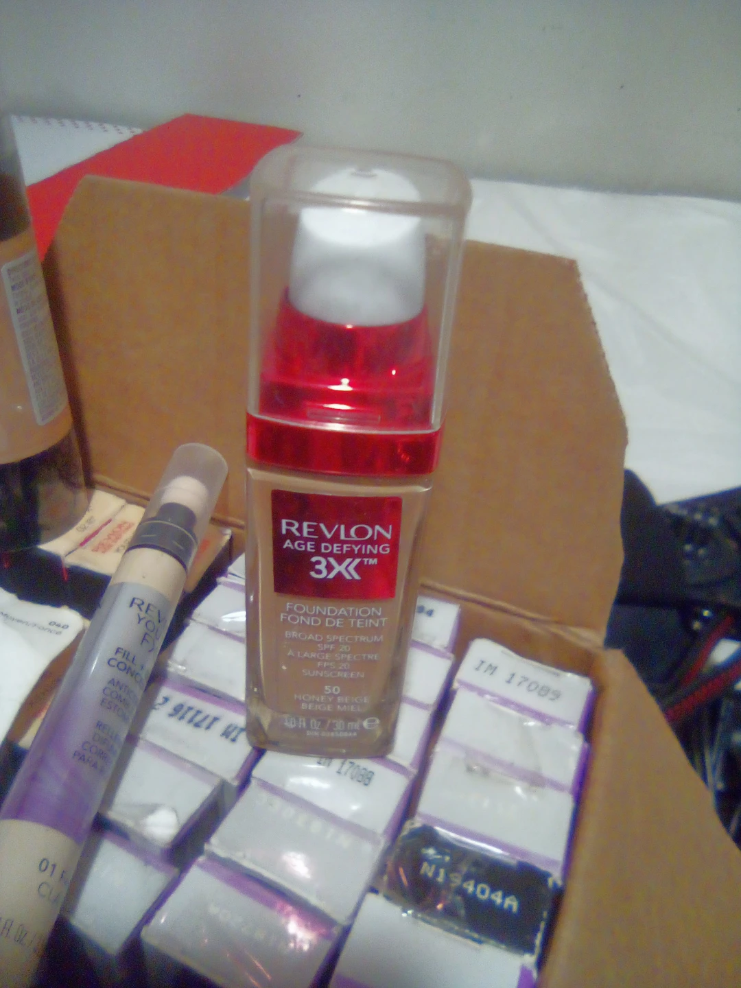 Revlon and Almay Makeup Foundation and Concealer Collection🏈