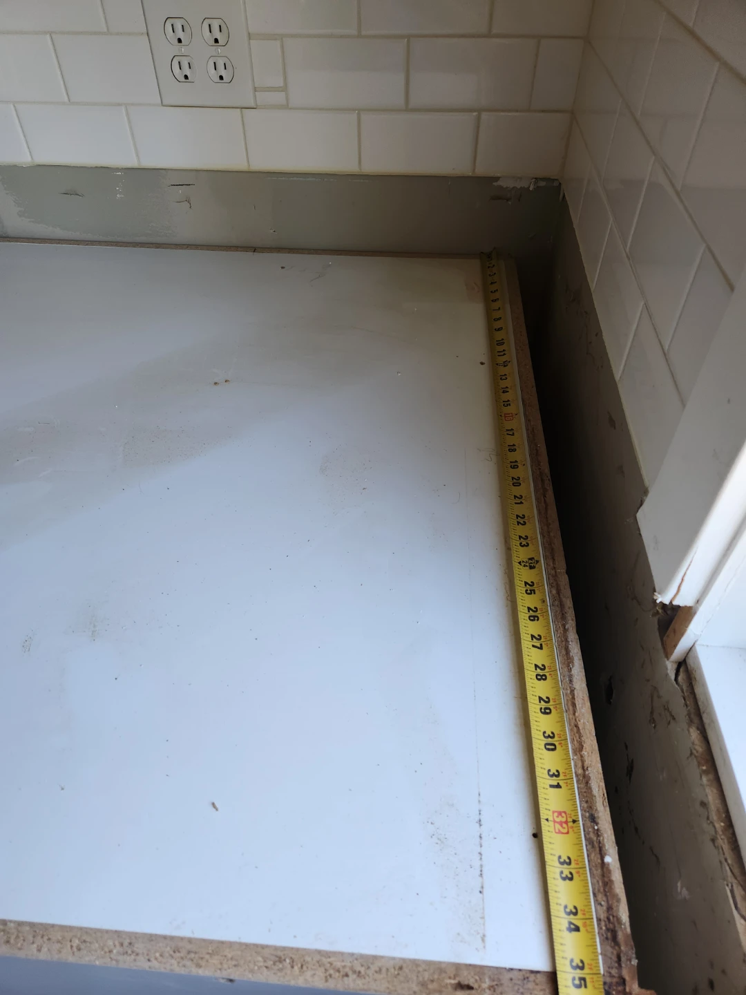 White Corner Cabinet - photo 3