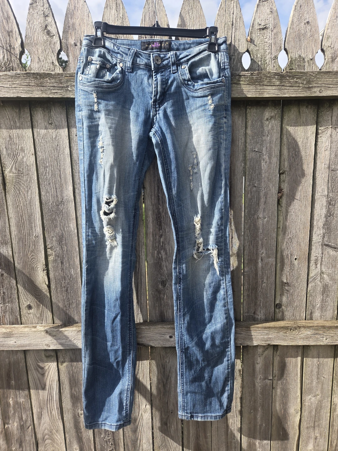 DaVinci Distressed Denim Jeans