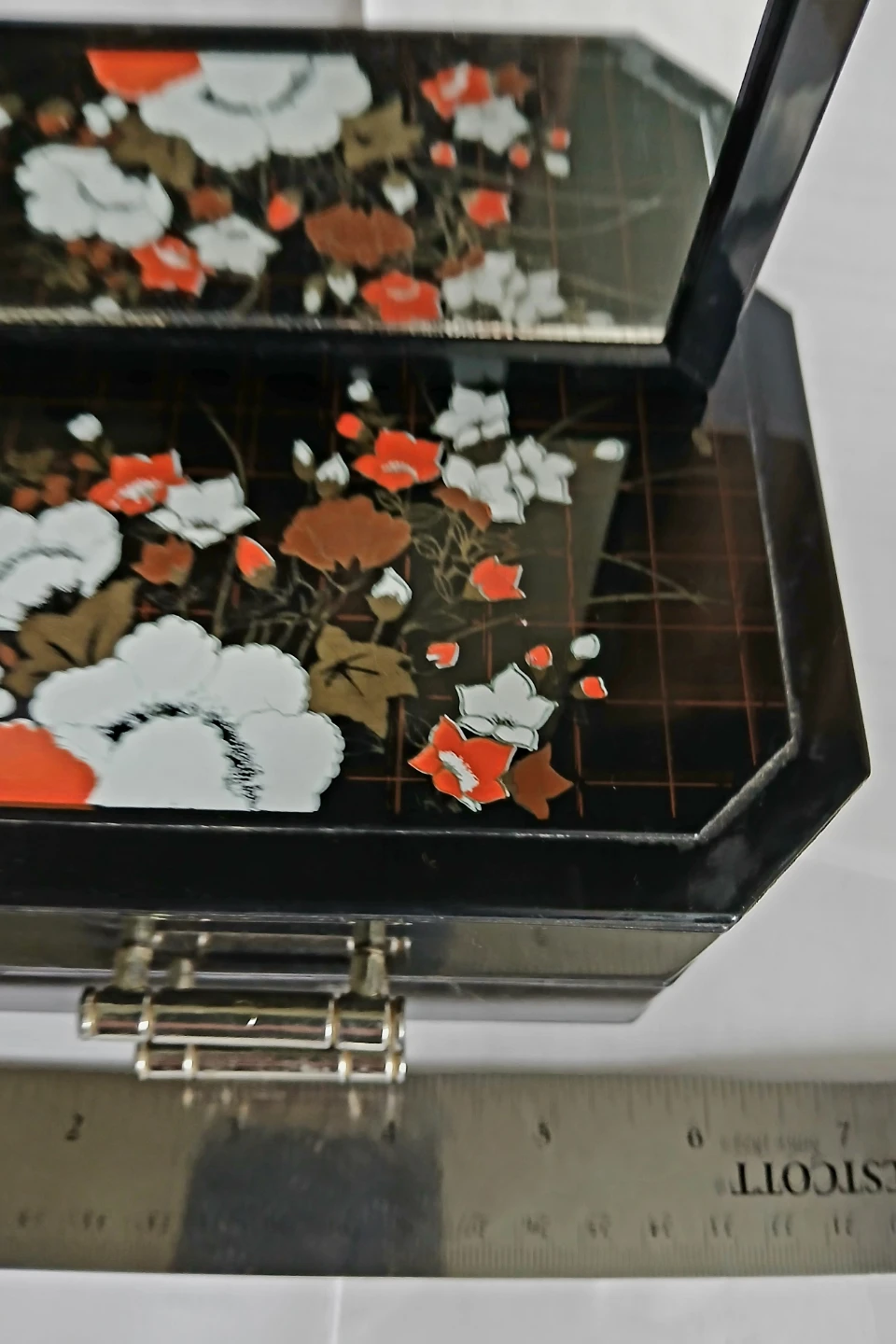 Vintage Floral Lacquer Jewellery Box with Mirror