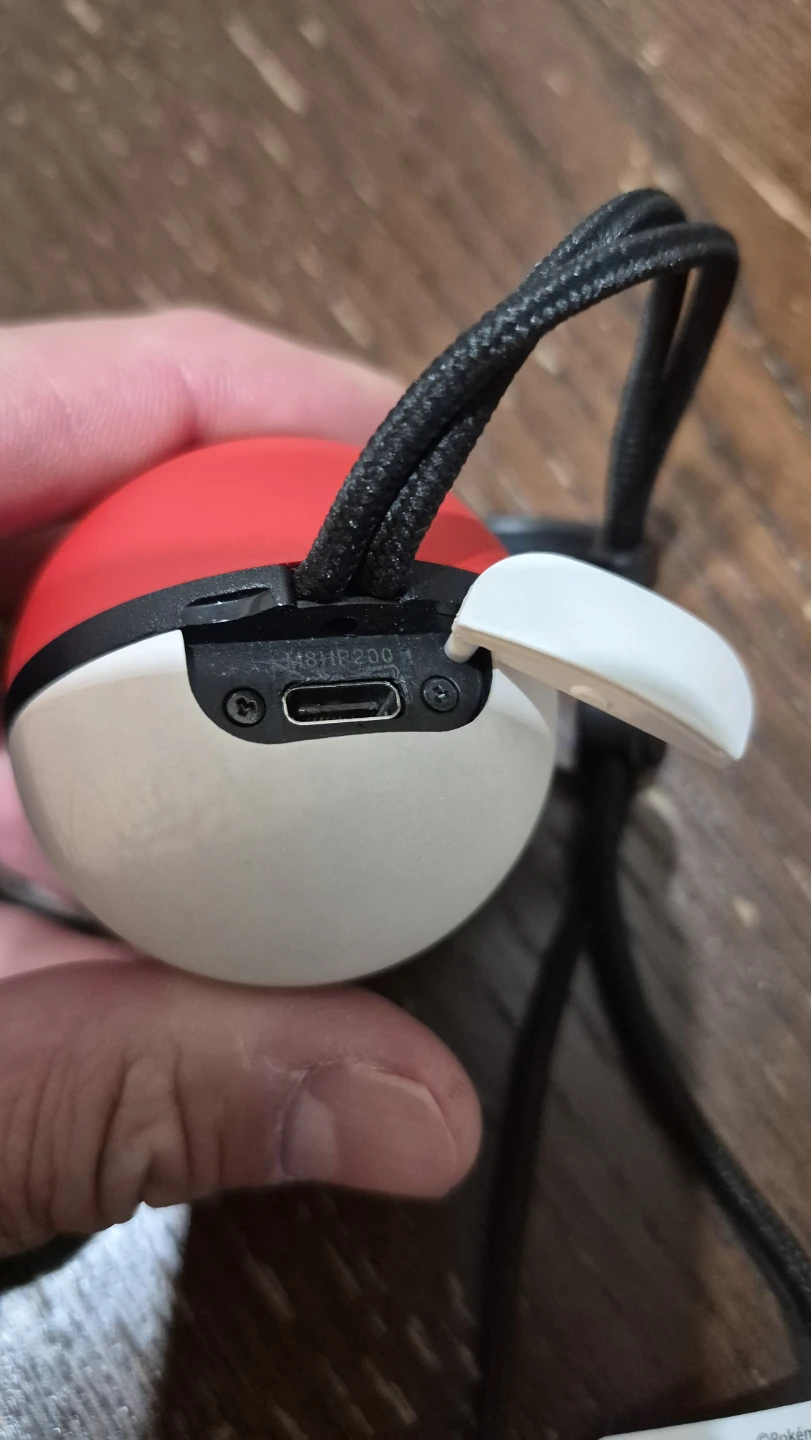 🏈Nintendo Pokémon Poké Ball Plus Controller - photo 3