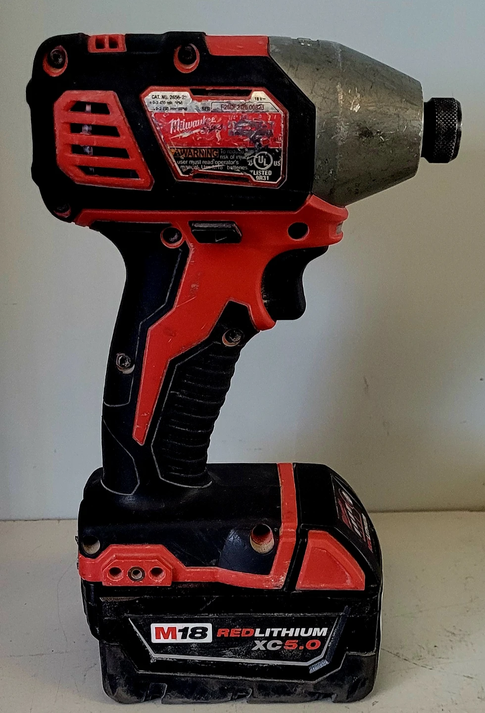 M18 Milwaukee 1/4" Hex Impact Driver  2656-20 (32250090) - photo 2