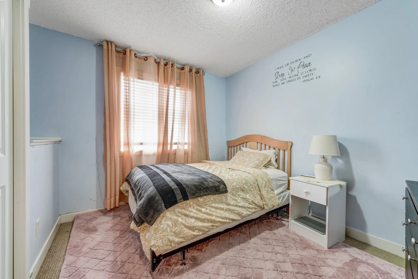 Furnished Rooms for rent - photo 2