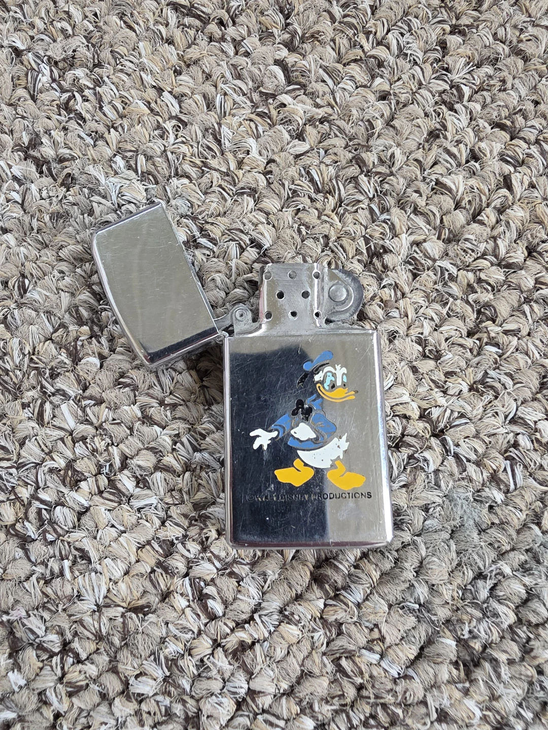 Donald Duck Zippo Lighter - photo 3