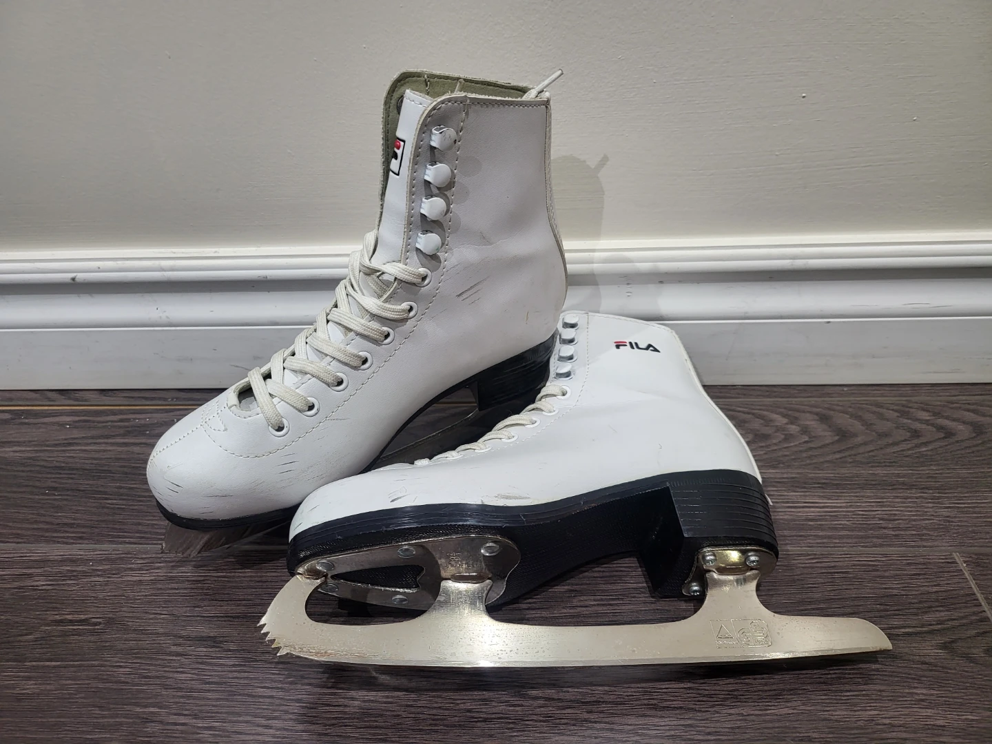 Fila White Figure Skates - photo 2