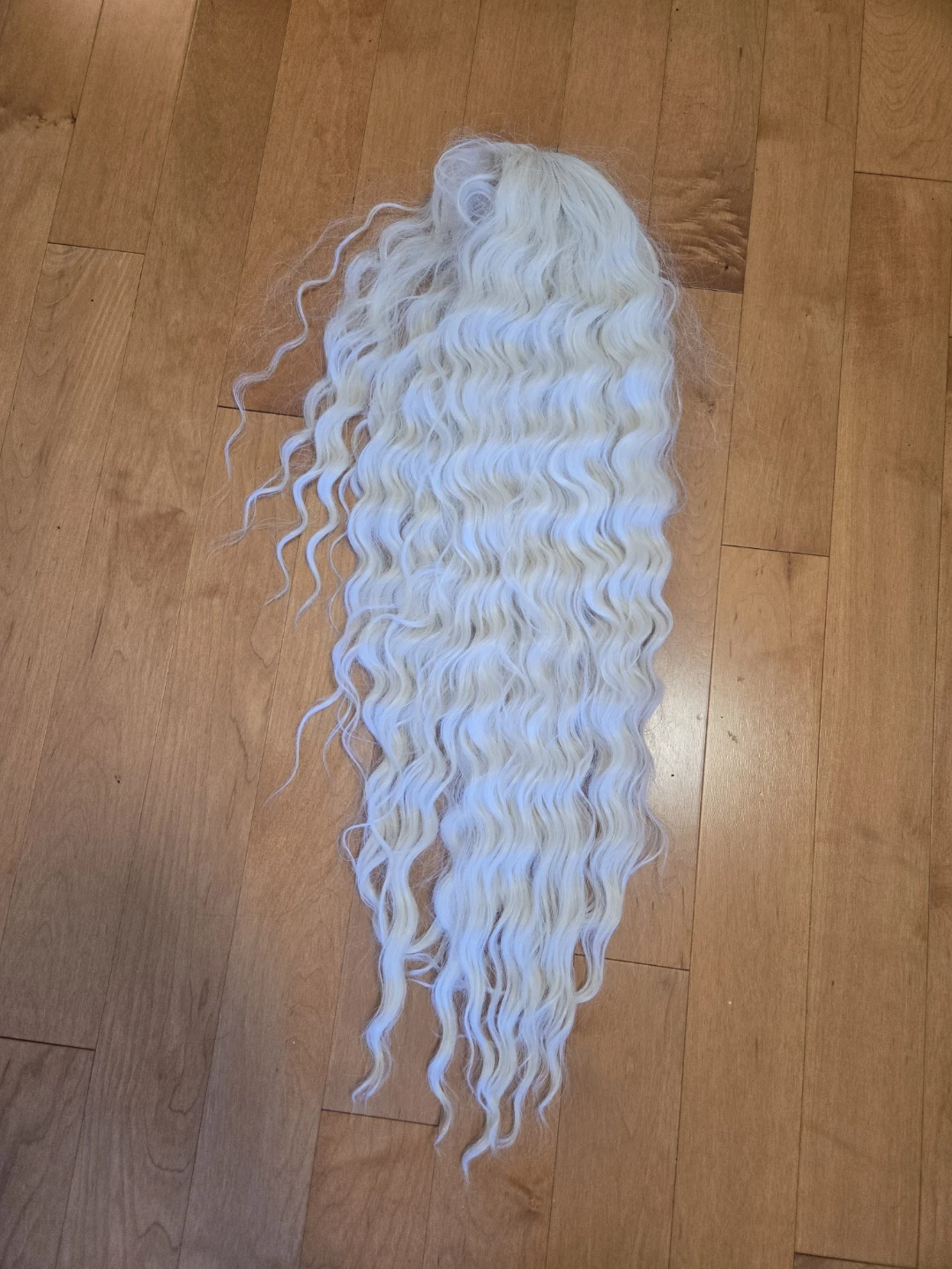 Long Wavy White Synthetic Wig - photo 2