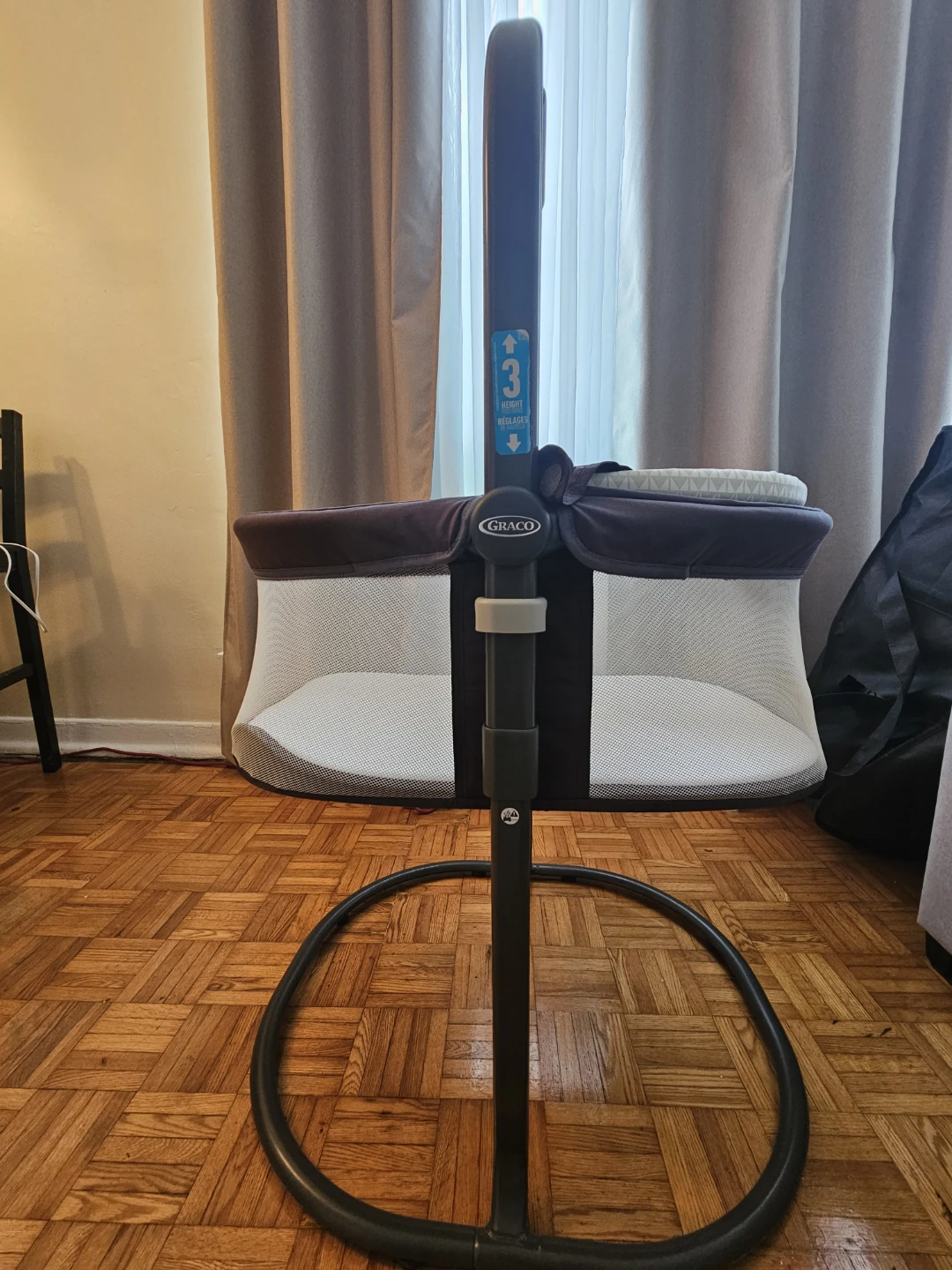 Graco Baby Bassinet