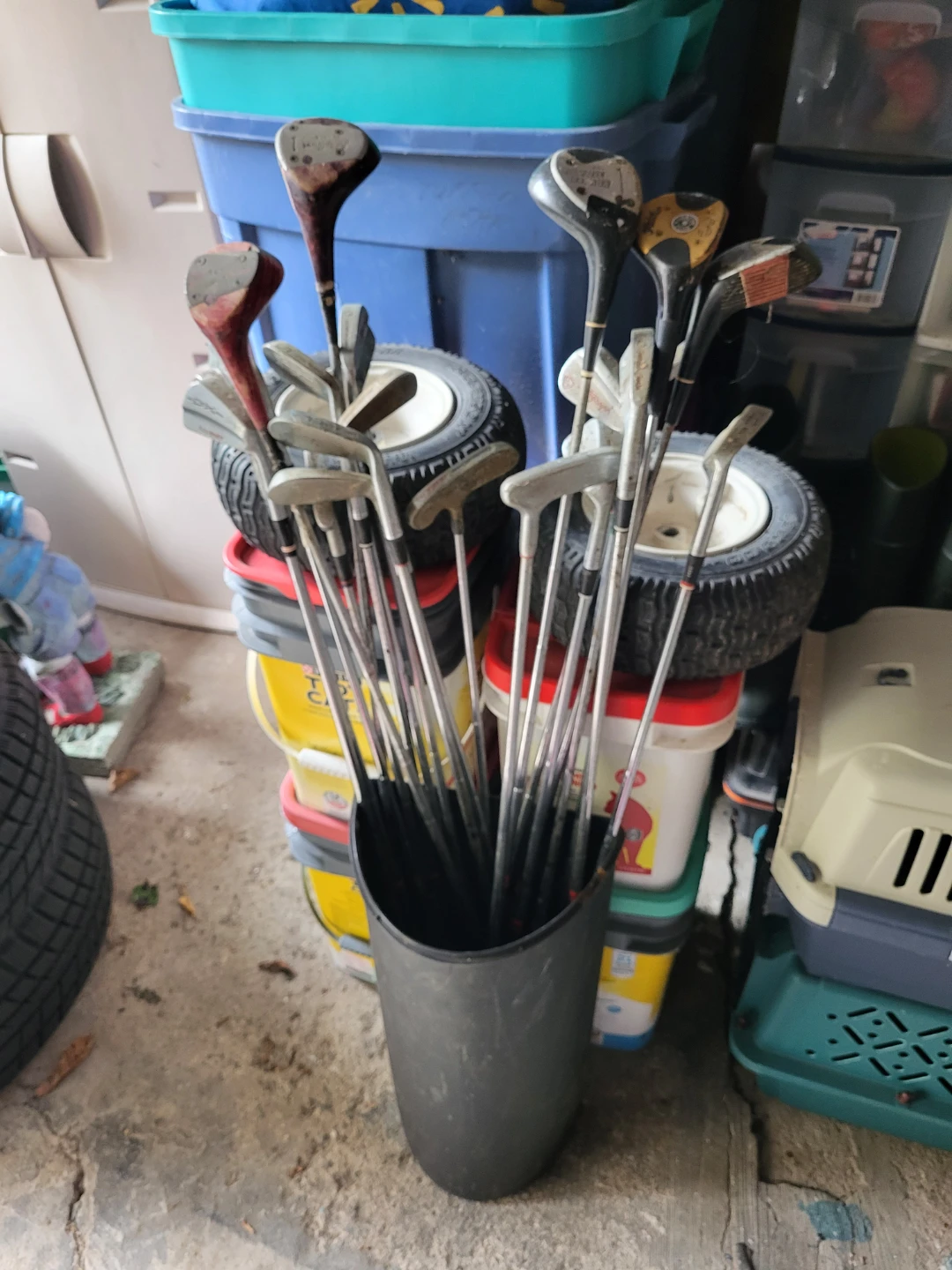 Assorted Vintage Golf Clubs $20 takes all