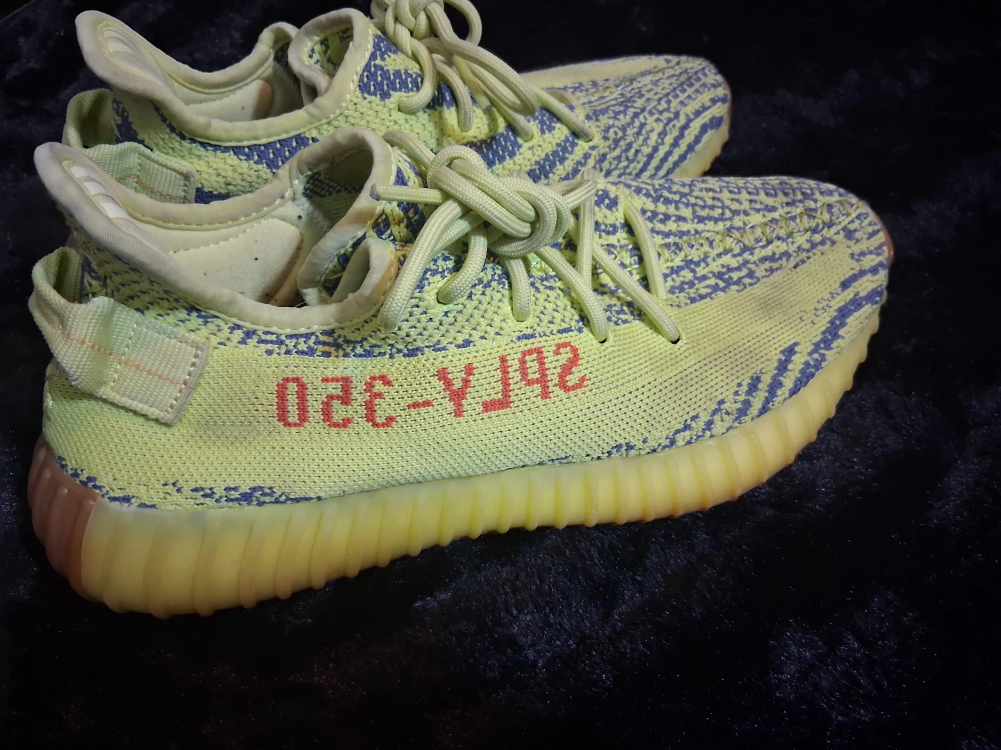 Adidas Yeezy Boost 350 V2 Semi Frozen Yellow