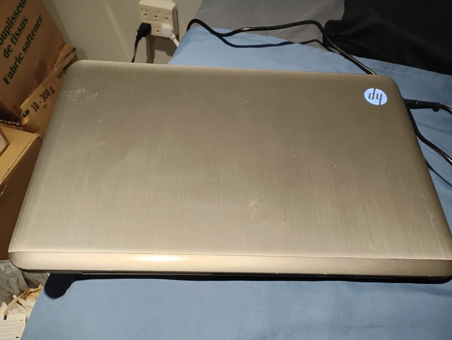 HP Pavilion dv7 Laptop - photo 2