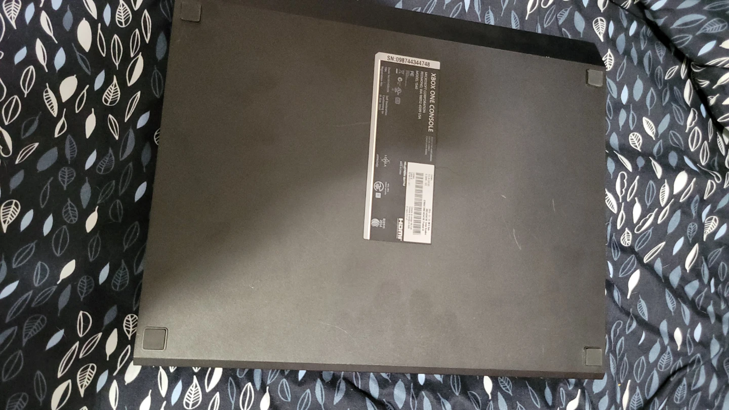 Microsoft Xbox One Console Model 1540 - photo 3