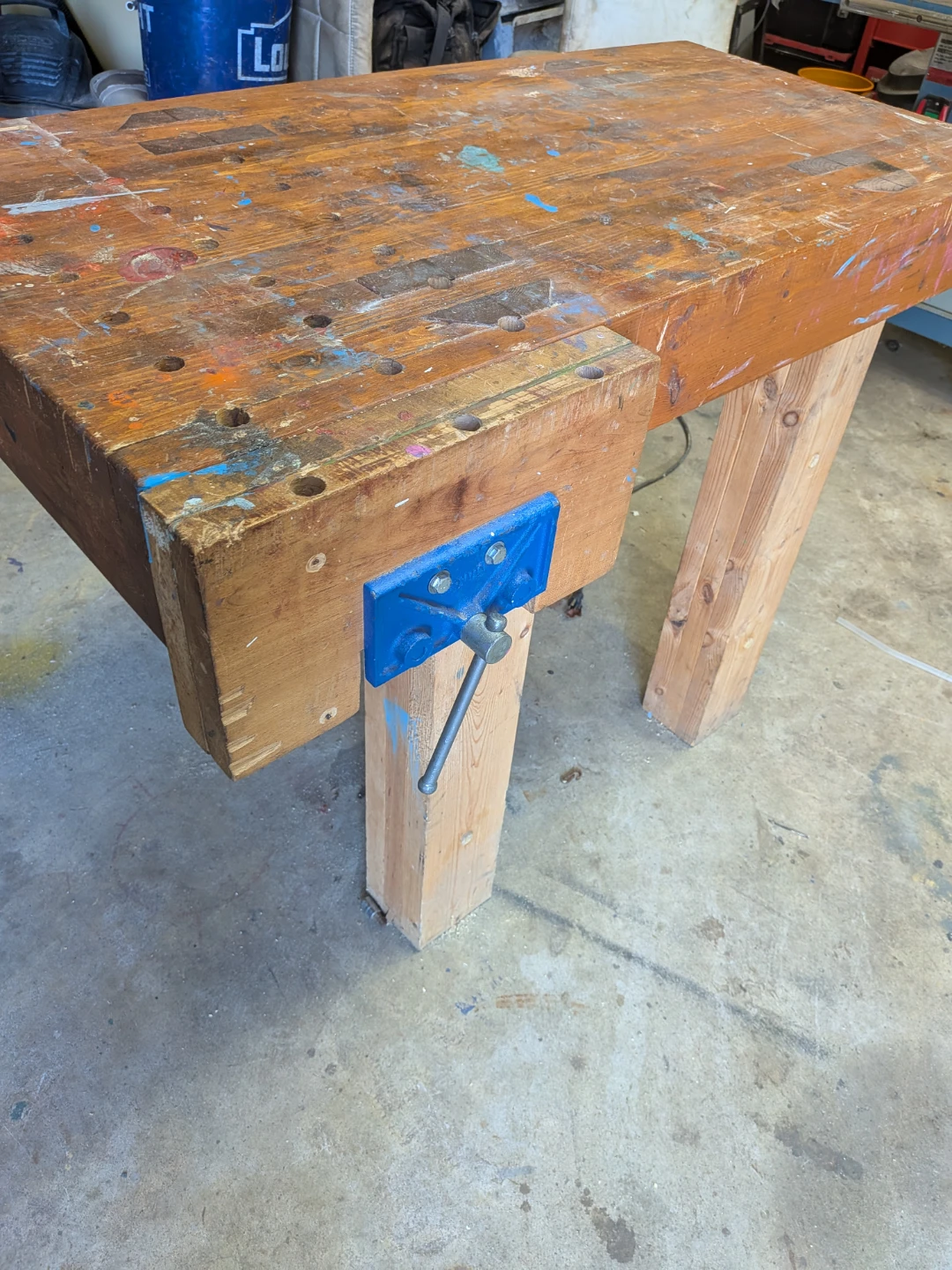 Workbench with Vise