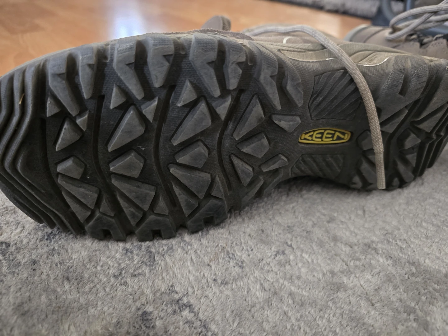Keen Hiking Boots - Women's Size 10 - photo 2