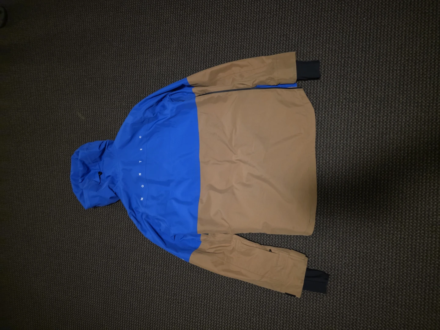 ($300+) Montec winter ski/snowboarding jacket - photo 2
