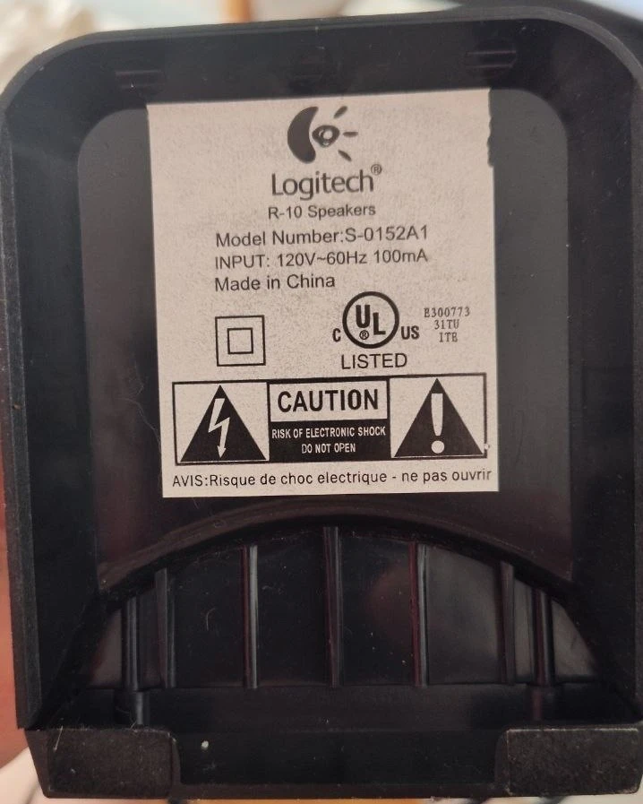 Logitech R-10 Multimedia PC Speakers 2.0 Channel with Headphone - photo 4