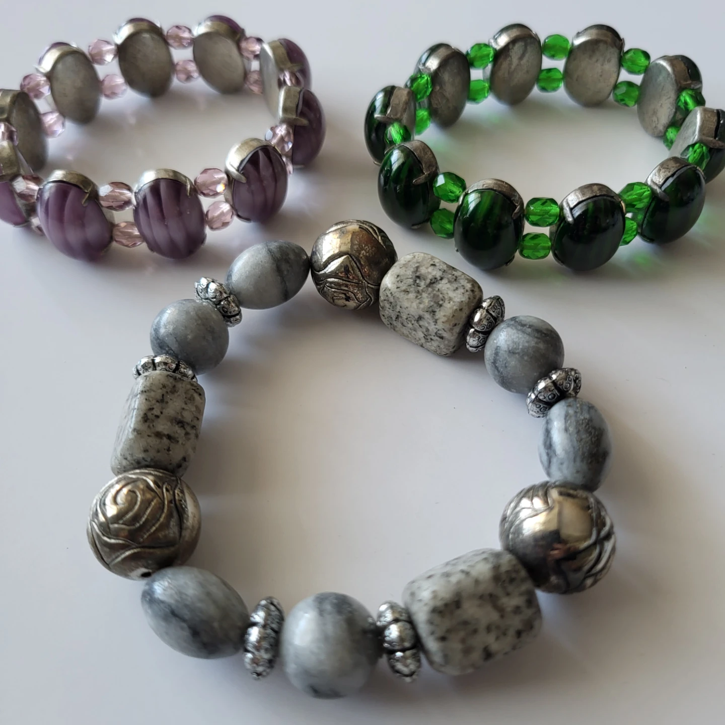 Large Collection of Assorted Beaded Bracelets - photo 2