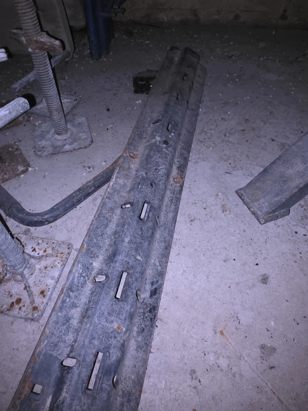 Valley 7054 5th Wheel Trailer Hitch - photo 2