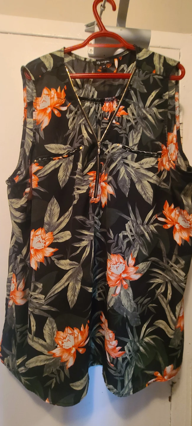 Lily Morgan Floral Sleeveless Blouse
