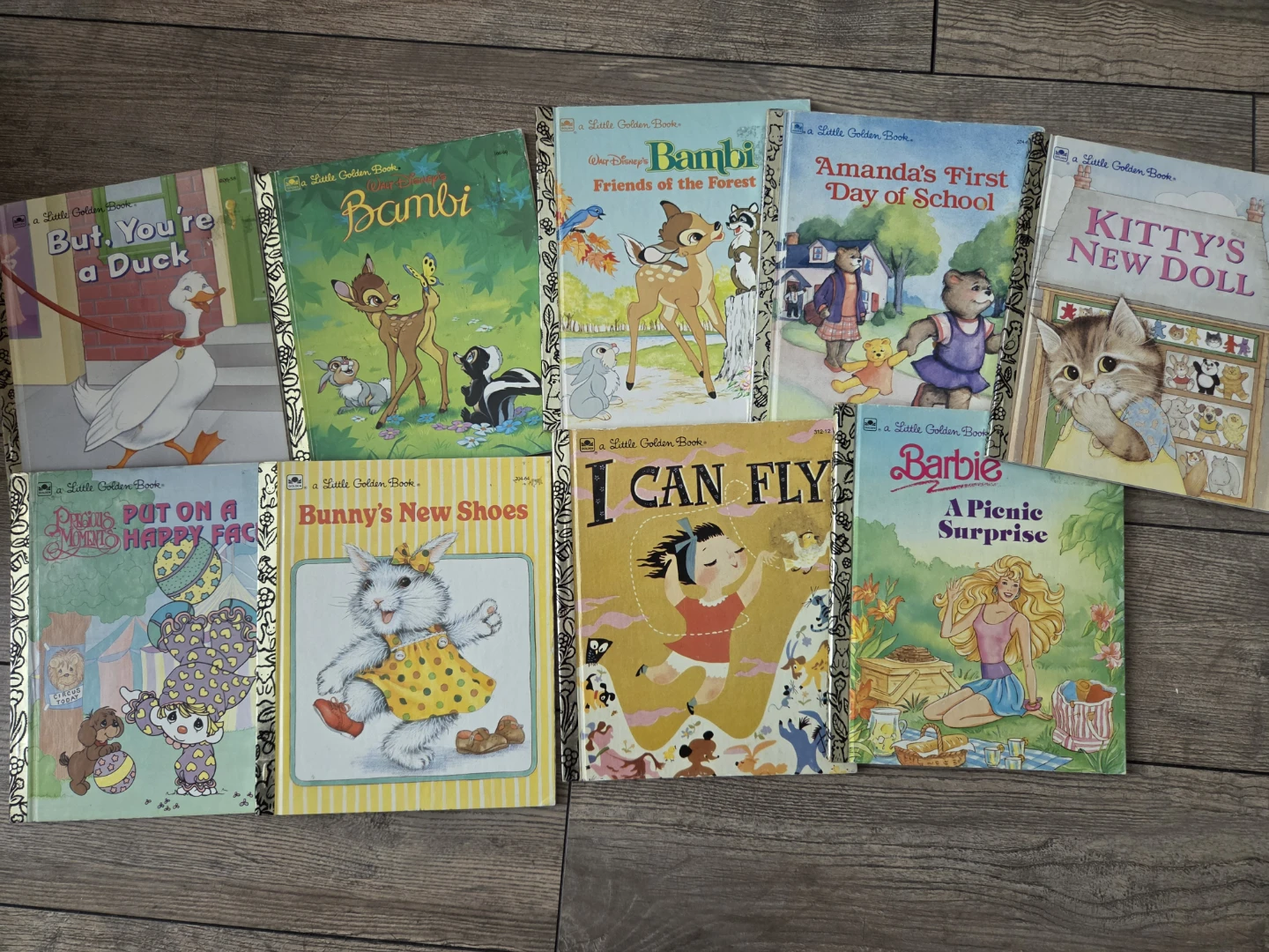 🏈 Assorted Children's Picture Books - photo 2