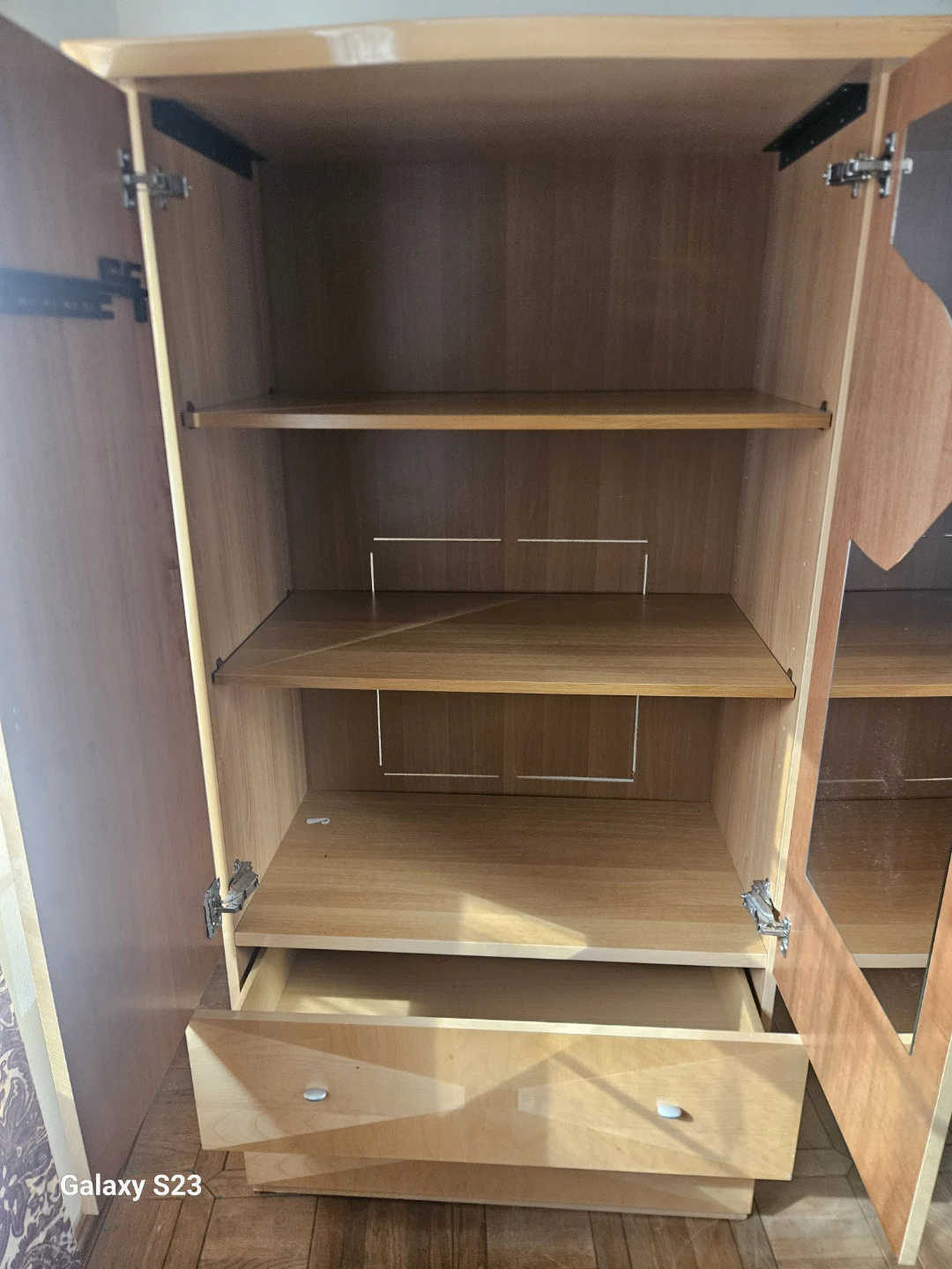 Dresser - photo 3