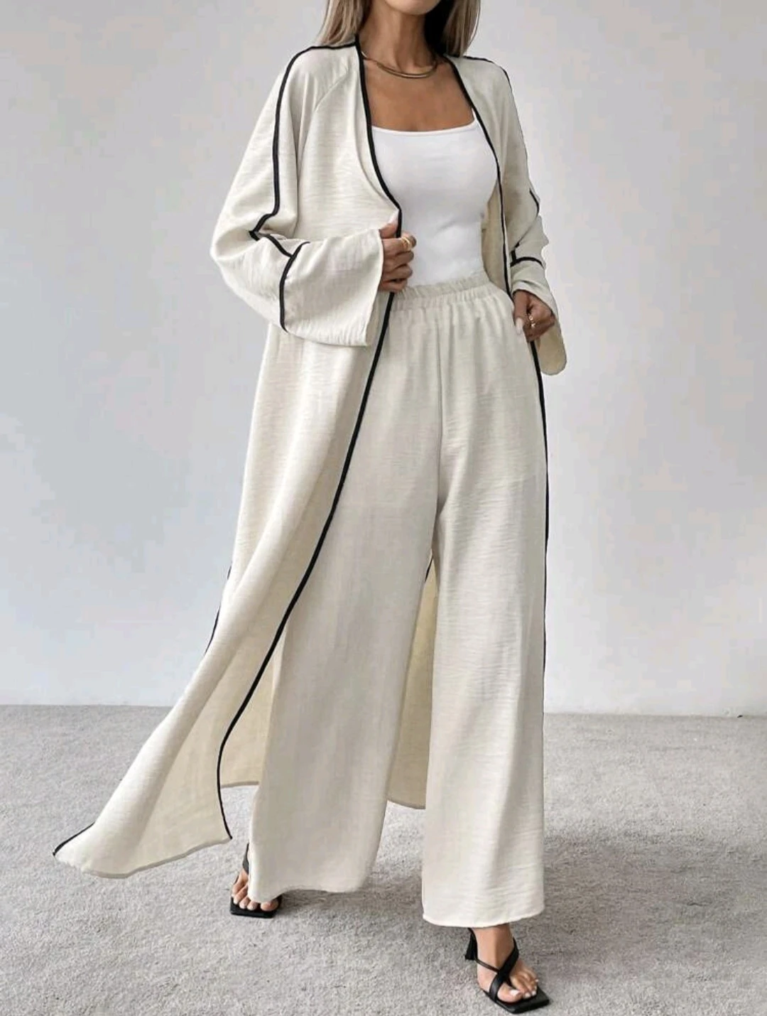 SHEIN Beige and Black Kimono Cardigan 🏈