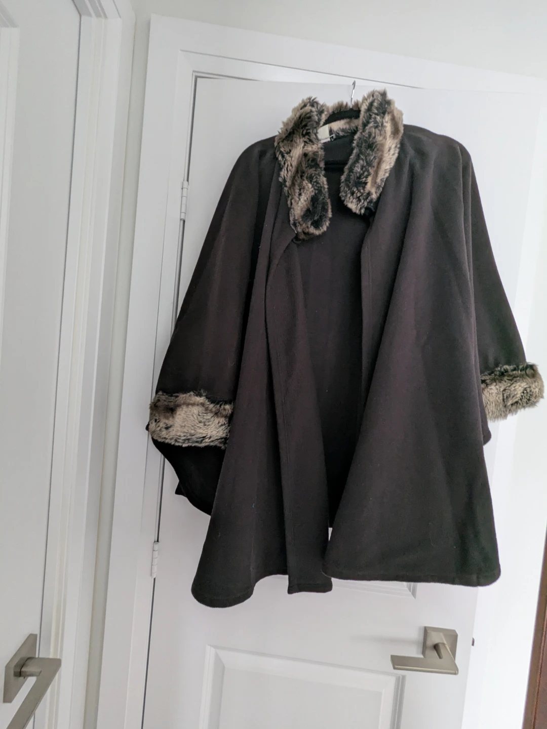 Women's poncho
