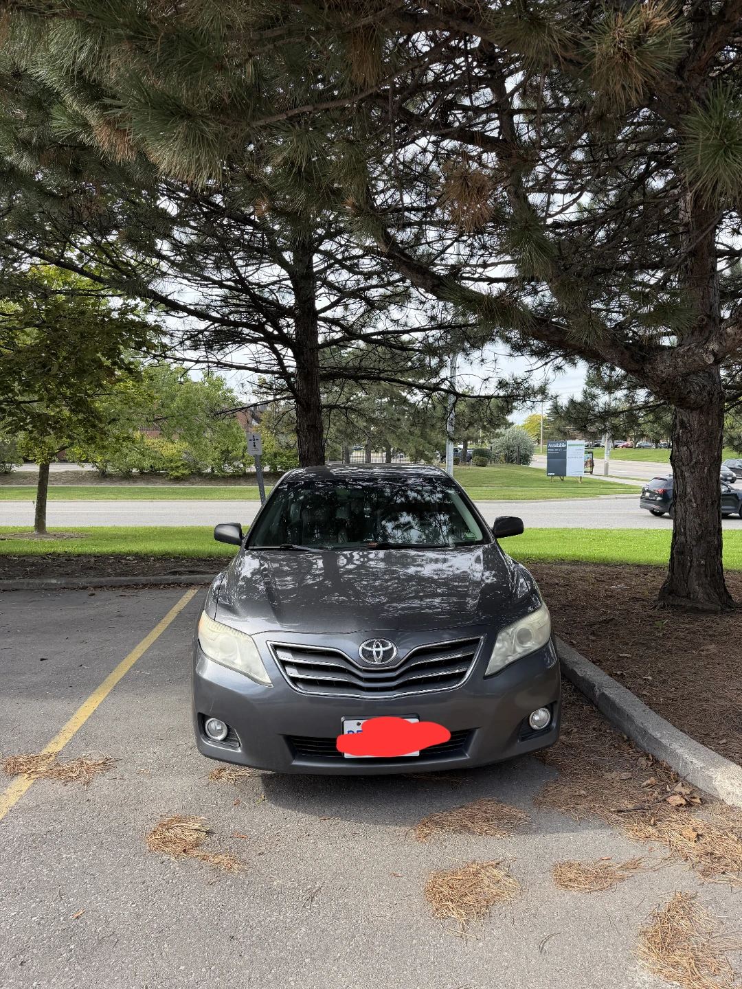 2011 Toyota Camry XLE - photo 3
