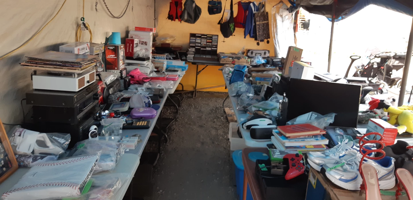 Garage sale September 27 - photo 2