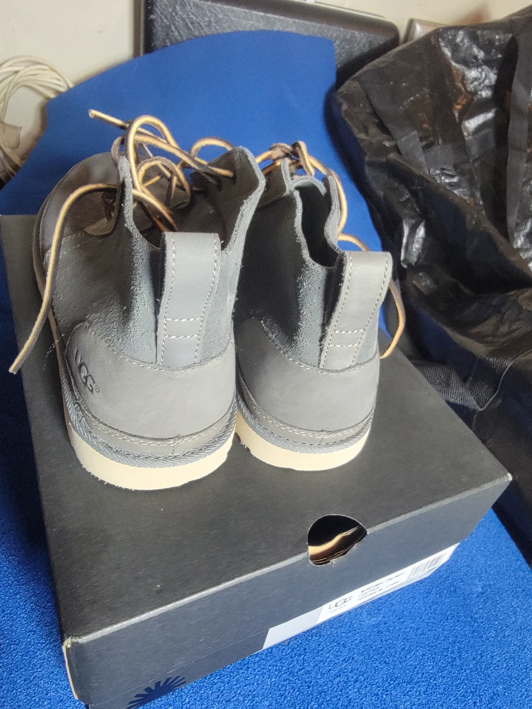 UGG Neumel Unlined Leather Boots Gray Size 10 - photo 3