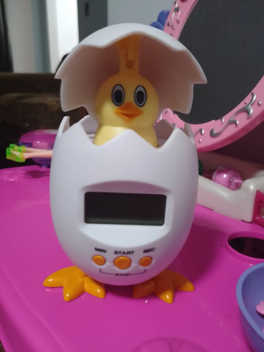 Egg-Shaped Kitchen Timer🏈