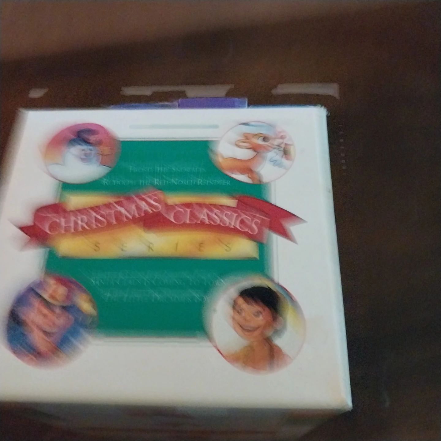 🏈Christmas Classics Series VHS Set🏈 - photo 3