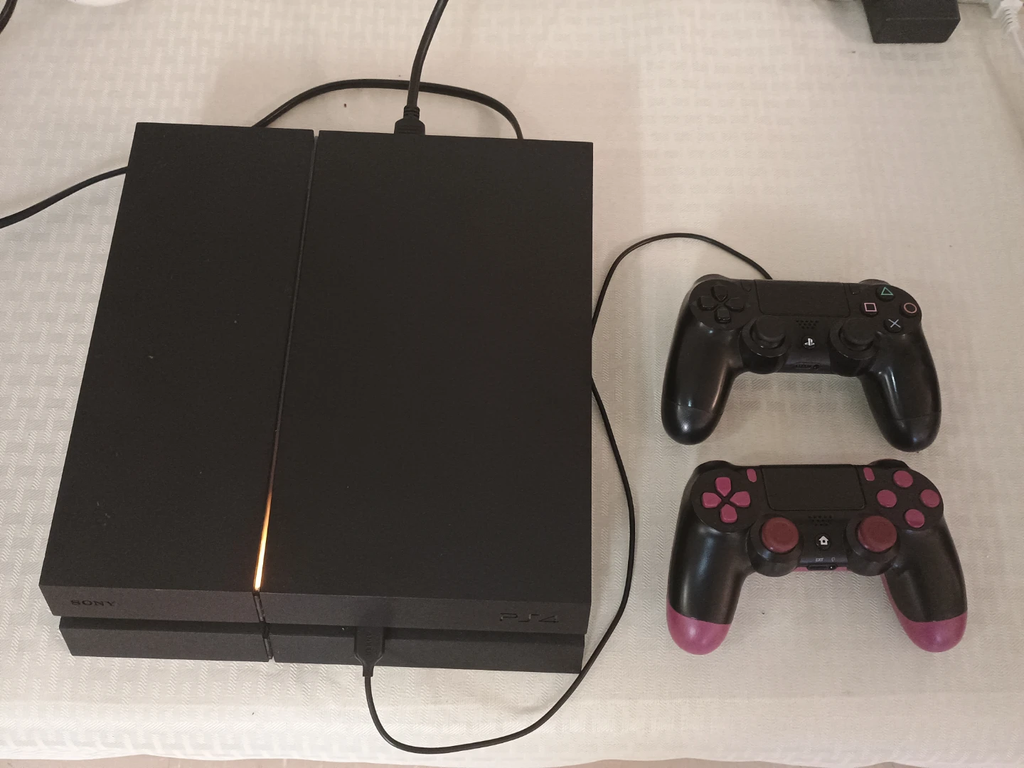 PlayStation 4 with 2 controllers and all wires included - photo 2