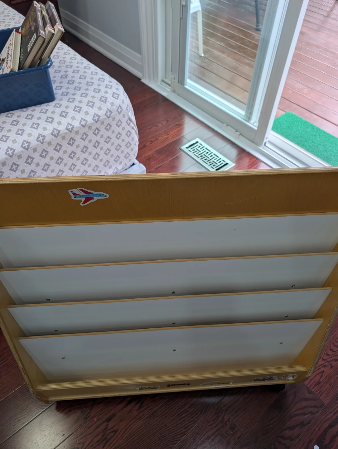 Kids Wooden Rolling Bookshelf - photo 2