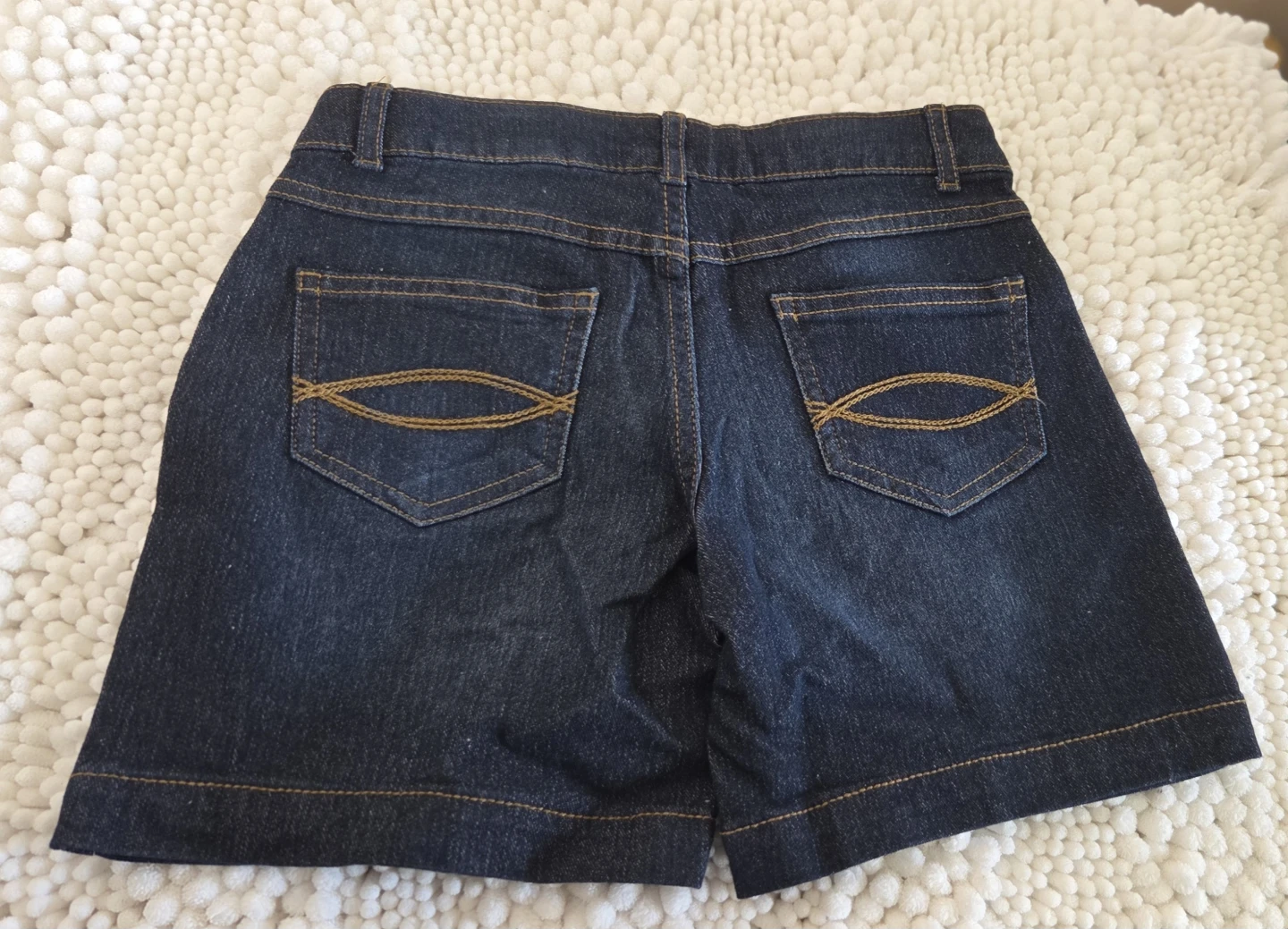 Five Denim shorts in size 7 - photo 4