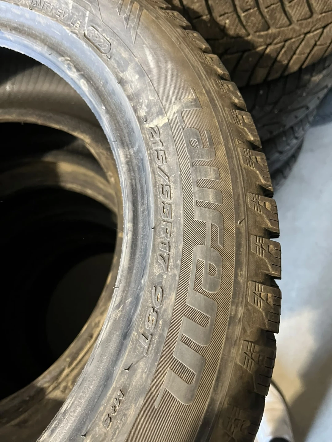 215/55R17 Laufenn I FIT ICE winter tires - photo 2