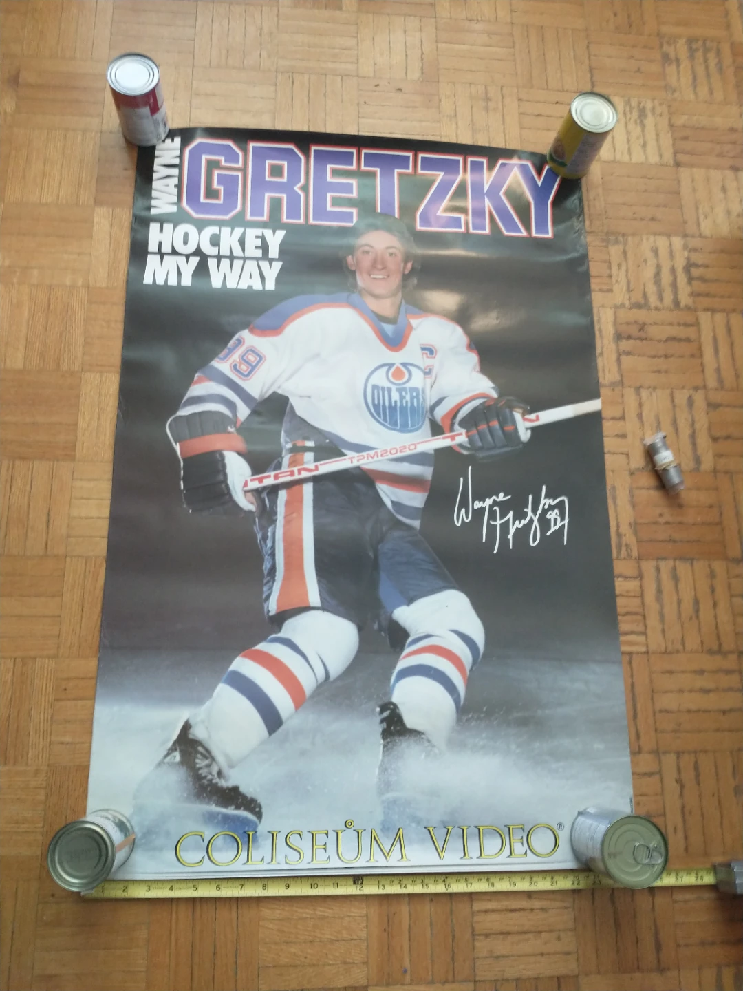Huge 1980s Vintage Wayne Gretzky Hockey My Way 25 x 38" Poster - photo 4