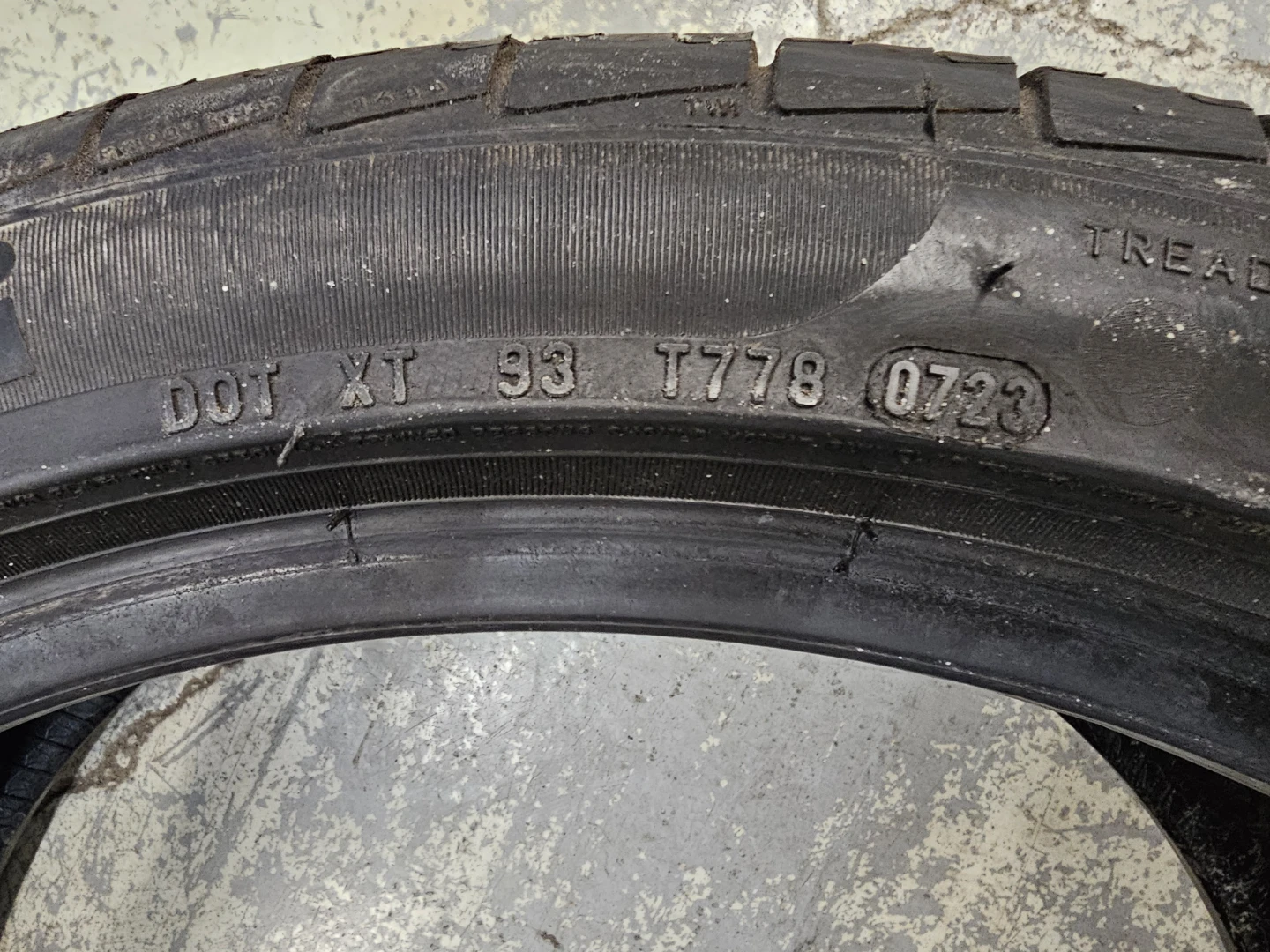 245/40 R19 PIRELLI ALL SEASON TIRE (1 ONLY) - photo 5