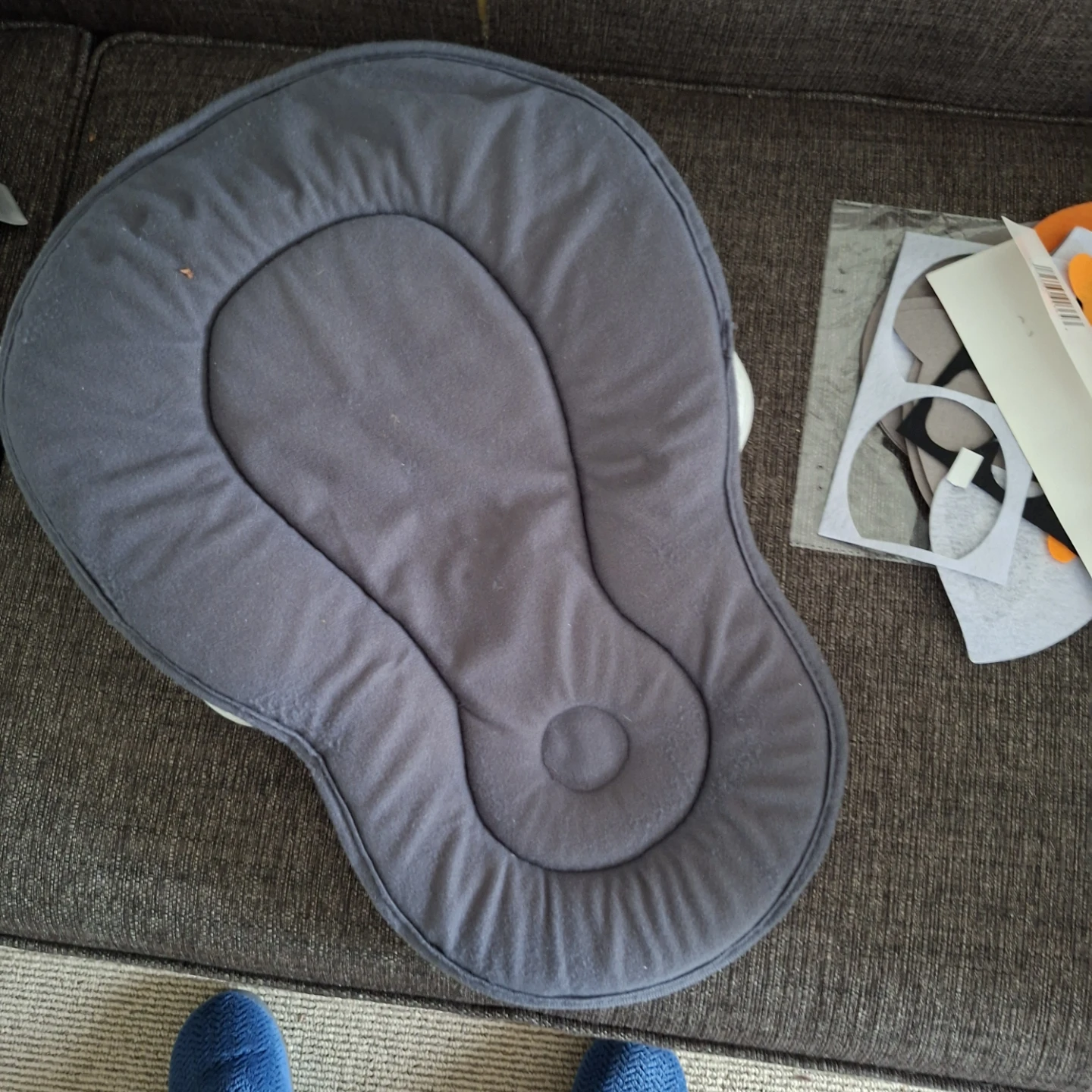 Infant head and body support cushion - photo 2