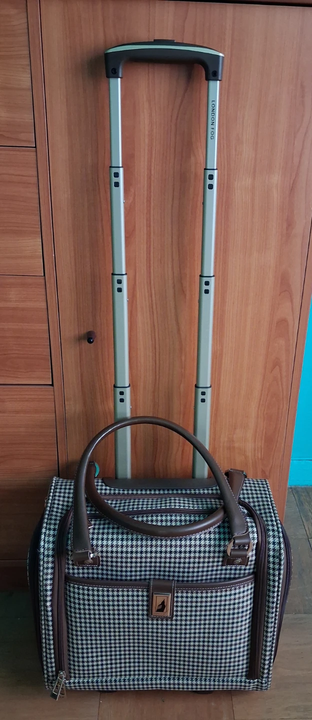 Vintage London Fog Luggage - photo 2