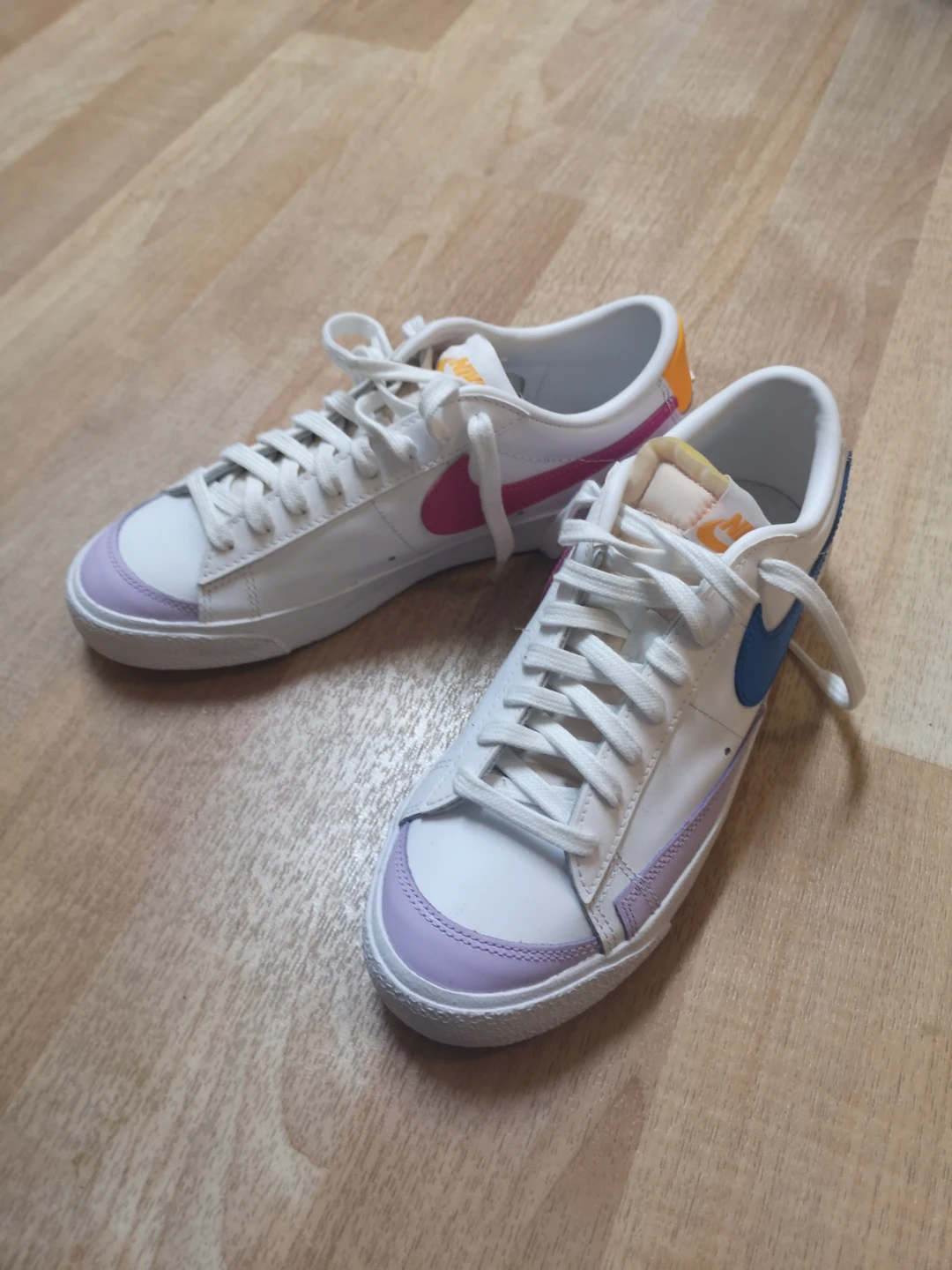 Nike Blazer Low '77 Sneakers size 9