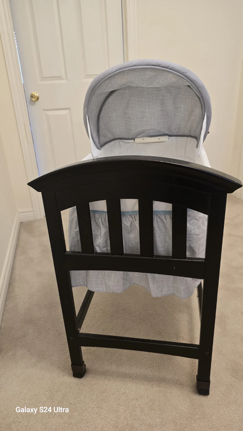 Brand Name Bassinet - photo 5