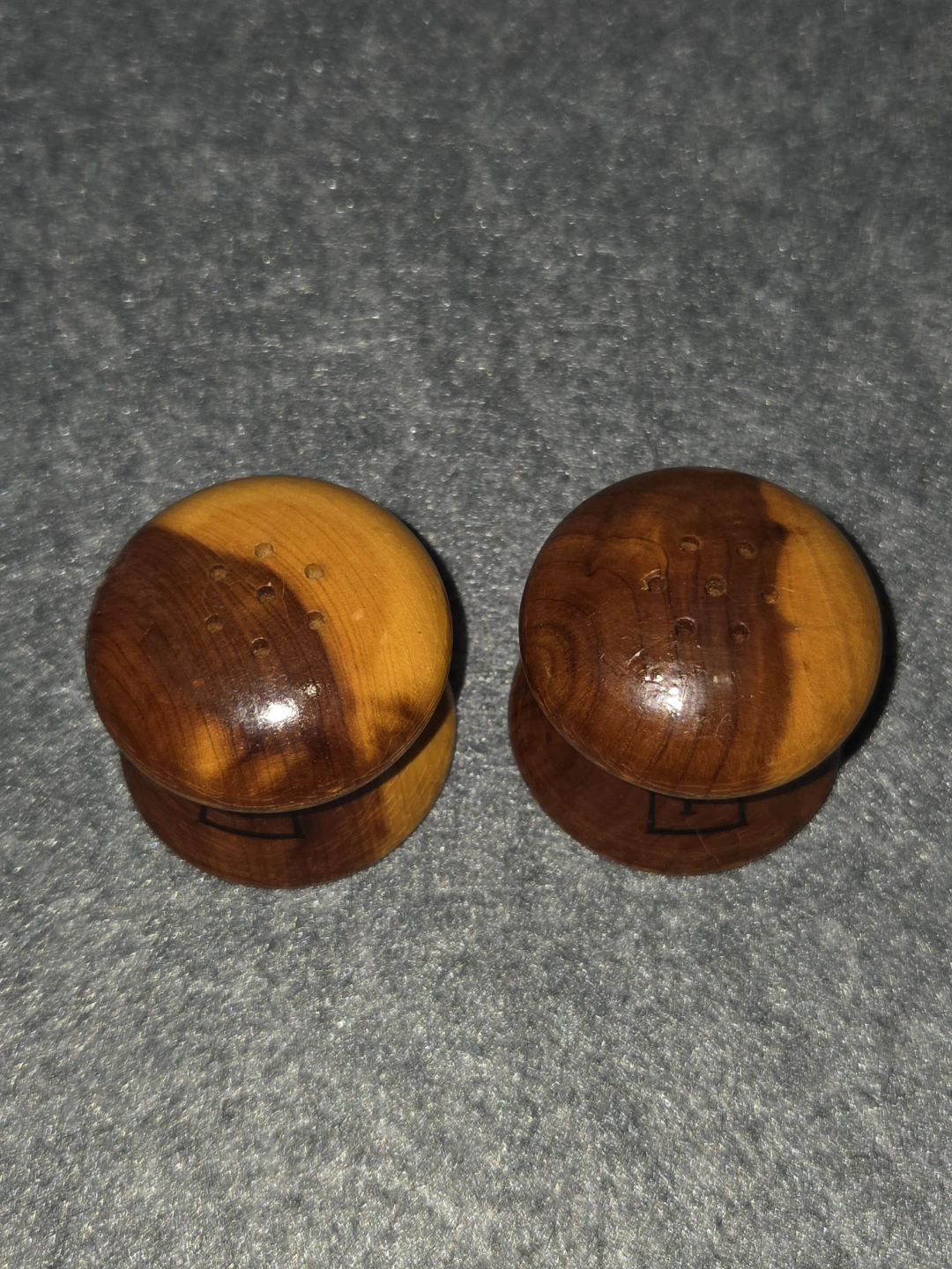 Vintage Wooden Salt and Pepper Shakers - photo 2