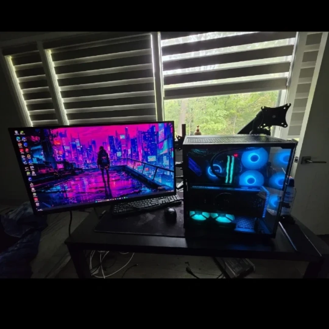 High-End Gaming PC – RTX 4070 Ti SUPER OC/ i7-13700K / 32GB DDR5