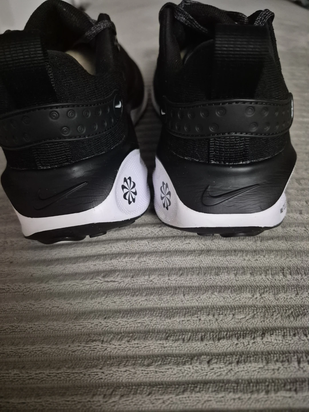 Nike Size 7.5 ReactX Infinity Run 4 Wmns Black Sneakers - photo 3