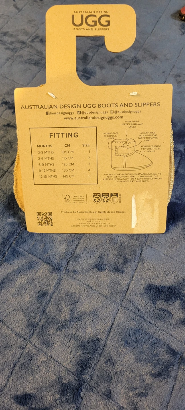 Australian Design UGG Infant Boots Size 5 - photo 4