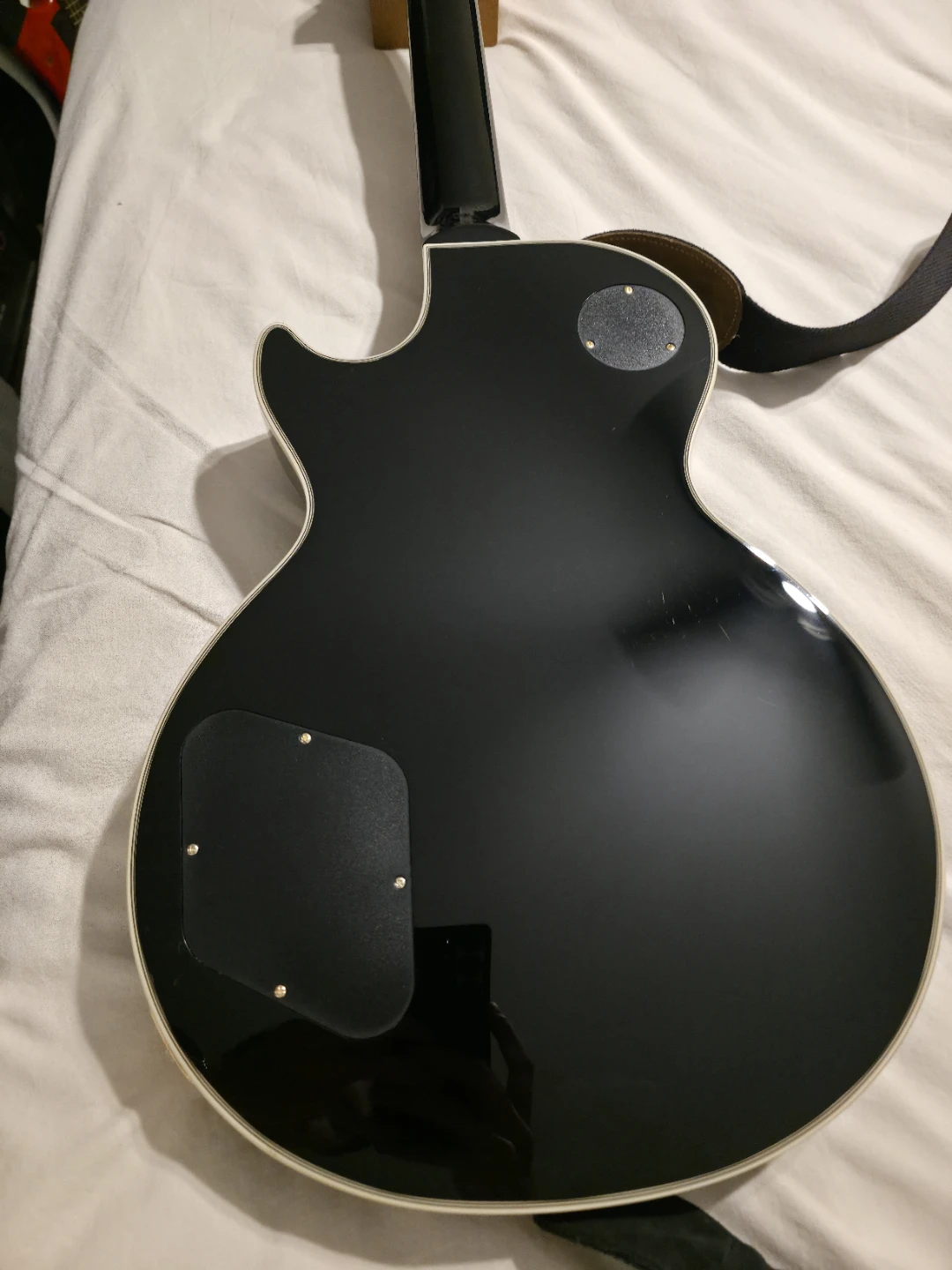 Mint Condition Epiphone les paul custom In Black - photo 3