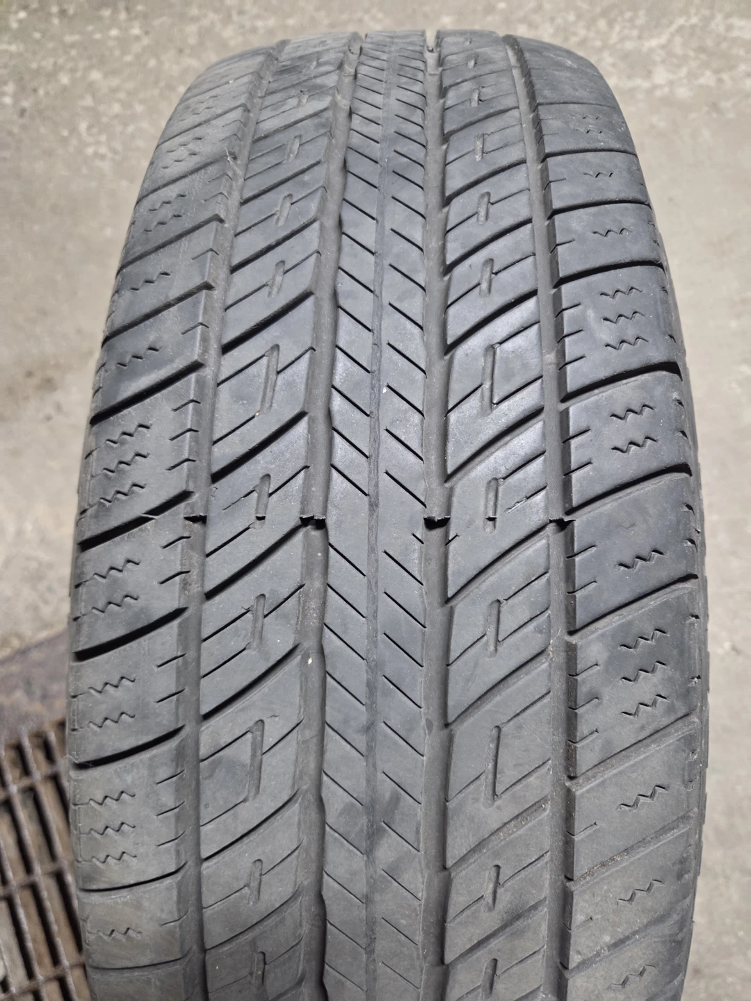 4 Uniroyal Tires 225/55 R17 - photo 2