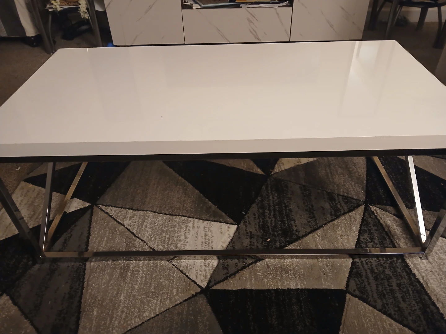 White Coffee Table with Chrome Base - photo 3