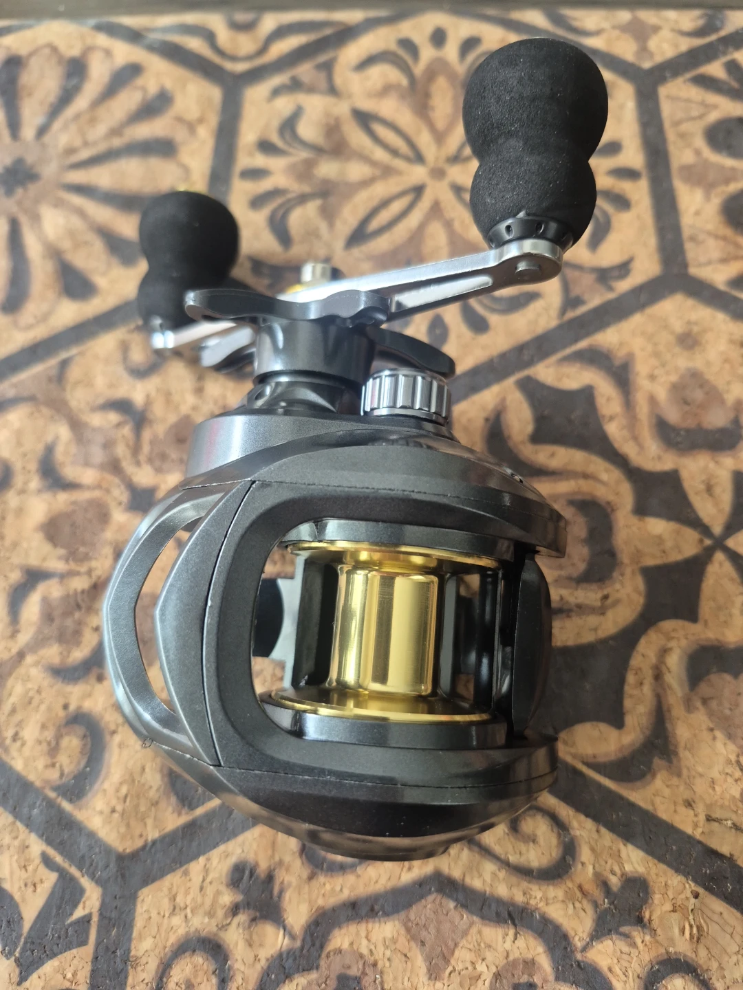 Brand new right handed baitcaster.  Never been lined. - photo 3
